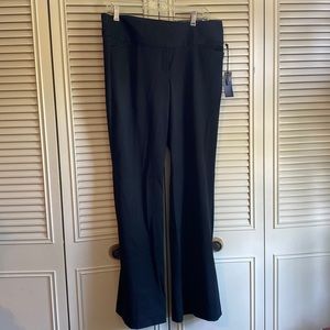 NWT Express Editor Wide Through Hip Low Rise Flare Dark Black Business Pants 10R